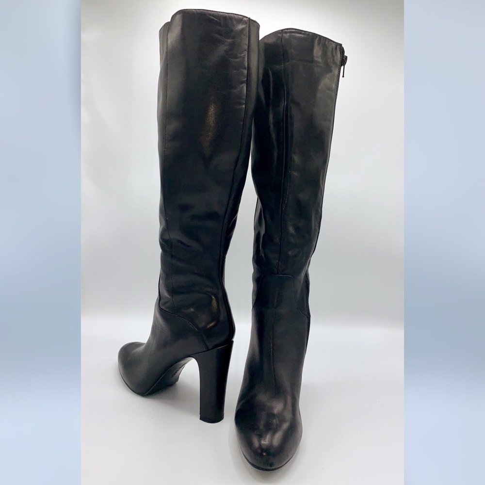 Boots - Picture 2 of 3